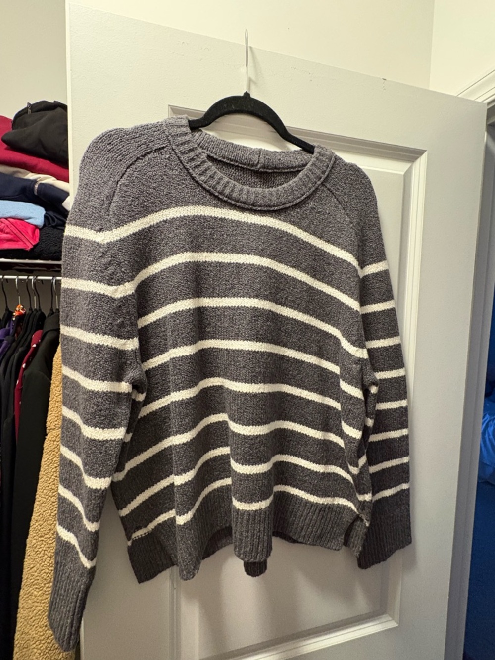 Abercrombie & Fitch Gray and White Striped Crewneck Sweater